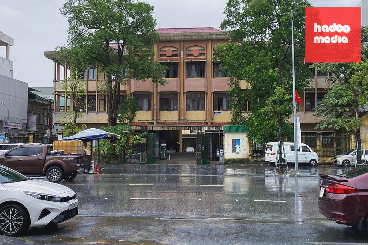 Trụ sở cũ của Tòa án nhân dân tỉnh Nghệ An nằm trên đường Nguyễn Thị Minh Khai có giá thuê cao nhất. Ảnh: Hùng Lê