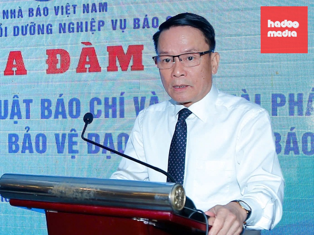 Phó chủ tịch Thường trực Hội Nhà báo Việt Nam Nguyễn Đức Lợi tại tọa đàm. Ảnh: Lê Tân