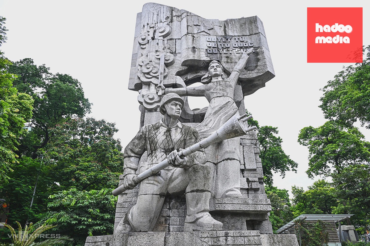 Những tượng đài 'Quyết tử cho tổ quốc quyết sinh' giữa lòng Hà Nội