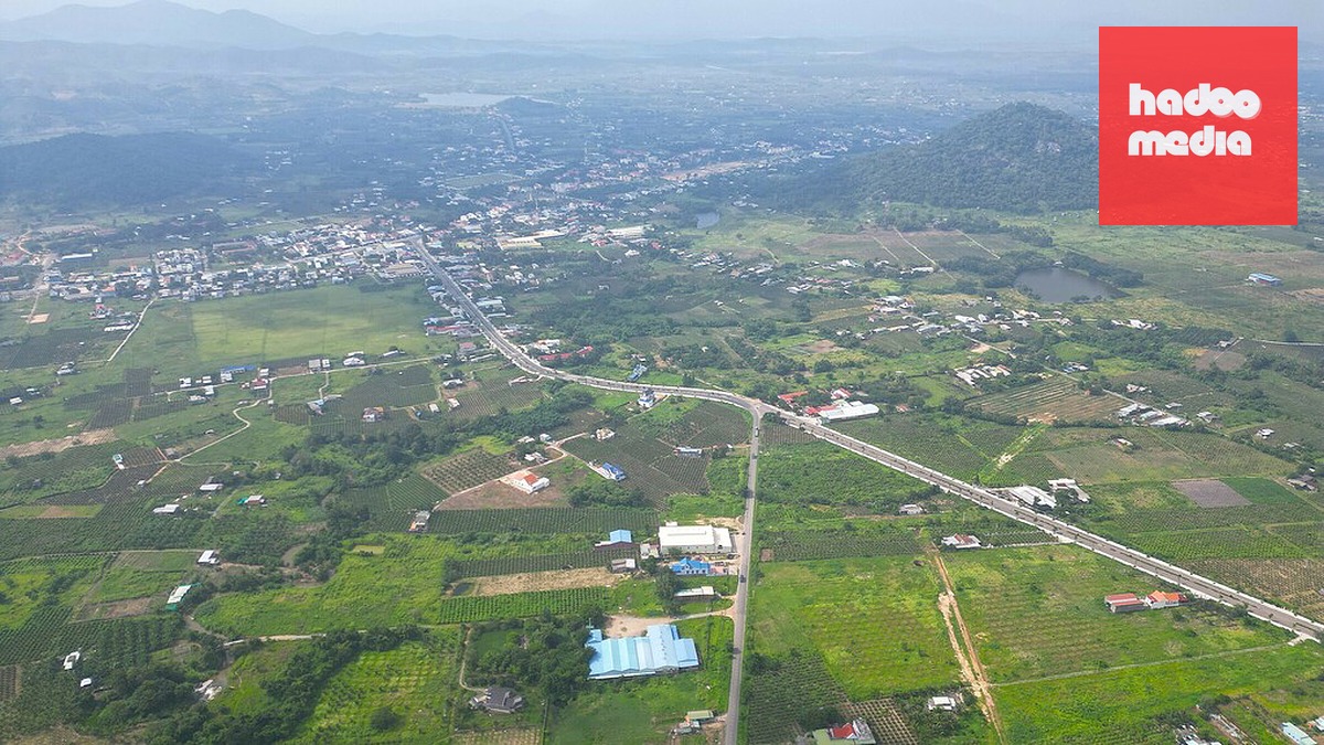 Toàn cảnh trung tâm xã Hàm Thuận Nam, tỉnh Lâm Đồng. Ảnh: Việt Quốc