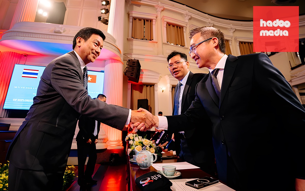 Tàu hộ vệ tên lửa chủ lực Thái Lan đến TP.HCM, mang theo câu chuyện quan hệ 50 năm - Ảnh 4.
