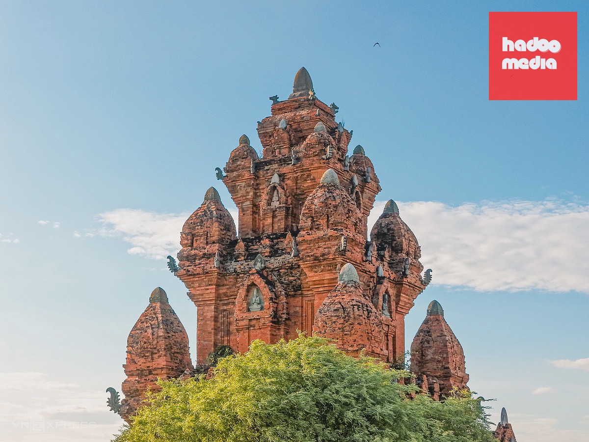 Khám phá kiến trúc tháp Chăm hơn 700 tuổi tại Khánh Hòa
