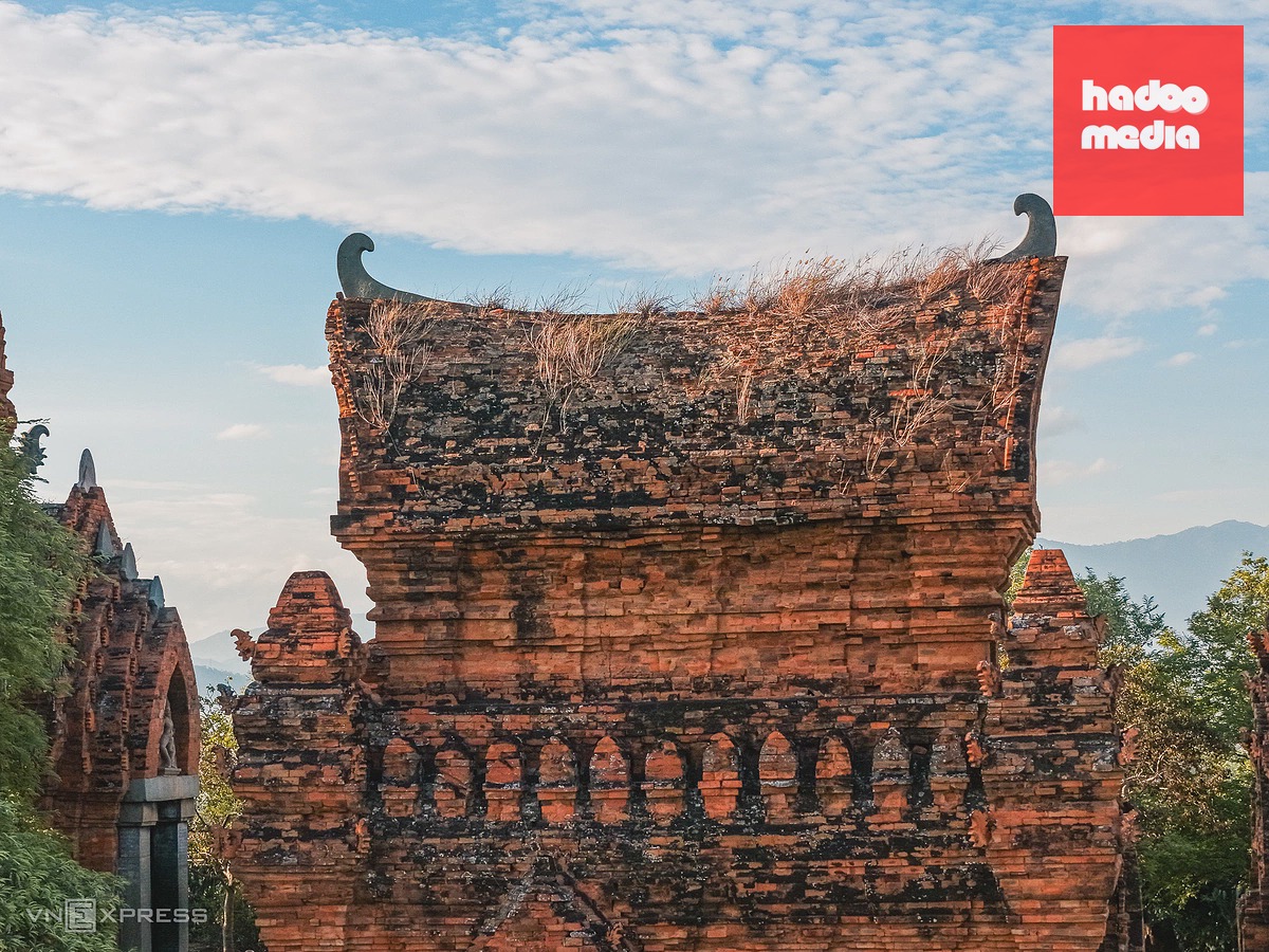 Khám phá kiến trúc tháp Chăm hơn 700 tuổi tại Khánh Hòa