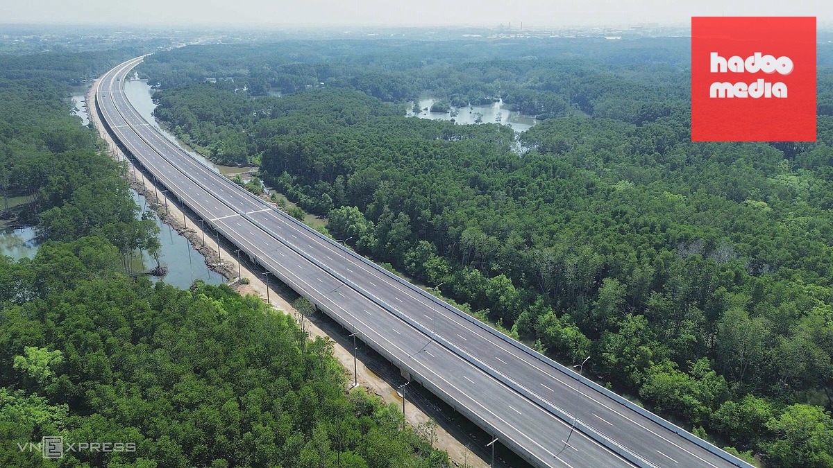 Cao tốc Bến Lức - Long Thành chính thức thông xe toàn tuyến dài 58 km