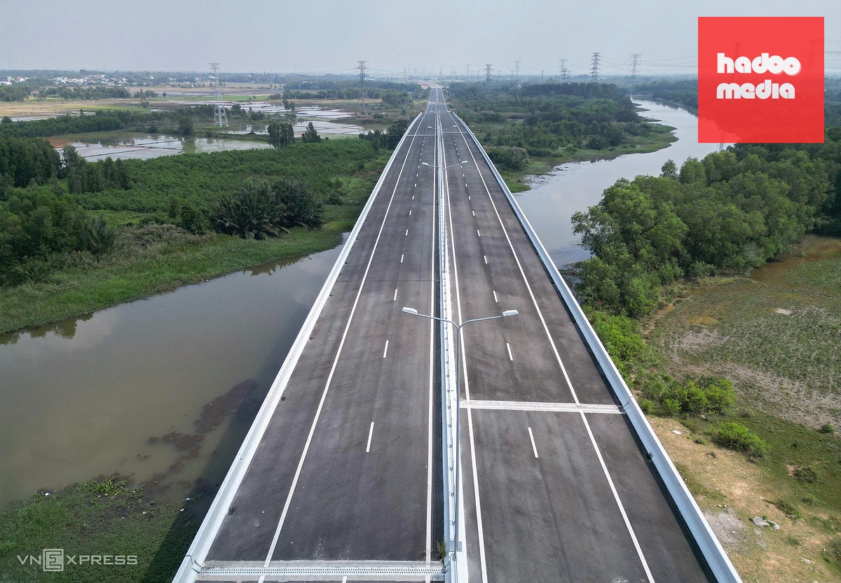 Cao tốc Bến Lức - Long Thành chính thức thông xe toàn tuyến dài 58 km