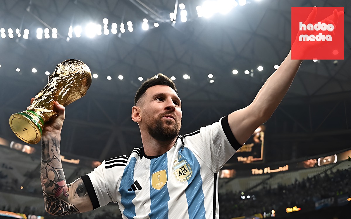 Messi ăn mừng chức vô địch World Cup 2022. (Ảnh: Christine Poujoulat/Getty Images)