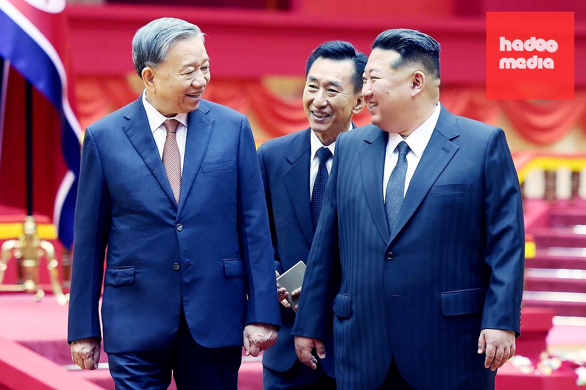 Tổng Bí thư, Chủ tịch nước Tô Lâm và Tổng Bí thư, Chủ tịch Quốc vụ Kim Jong Un trong chuyến thăm Triều Tiên tháng 10-2025 - Ảnh: TTXVN