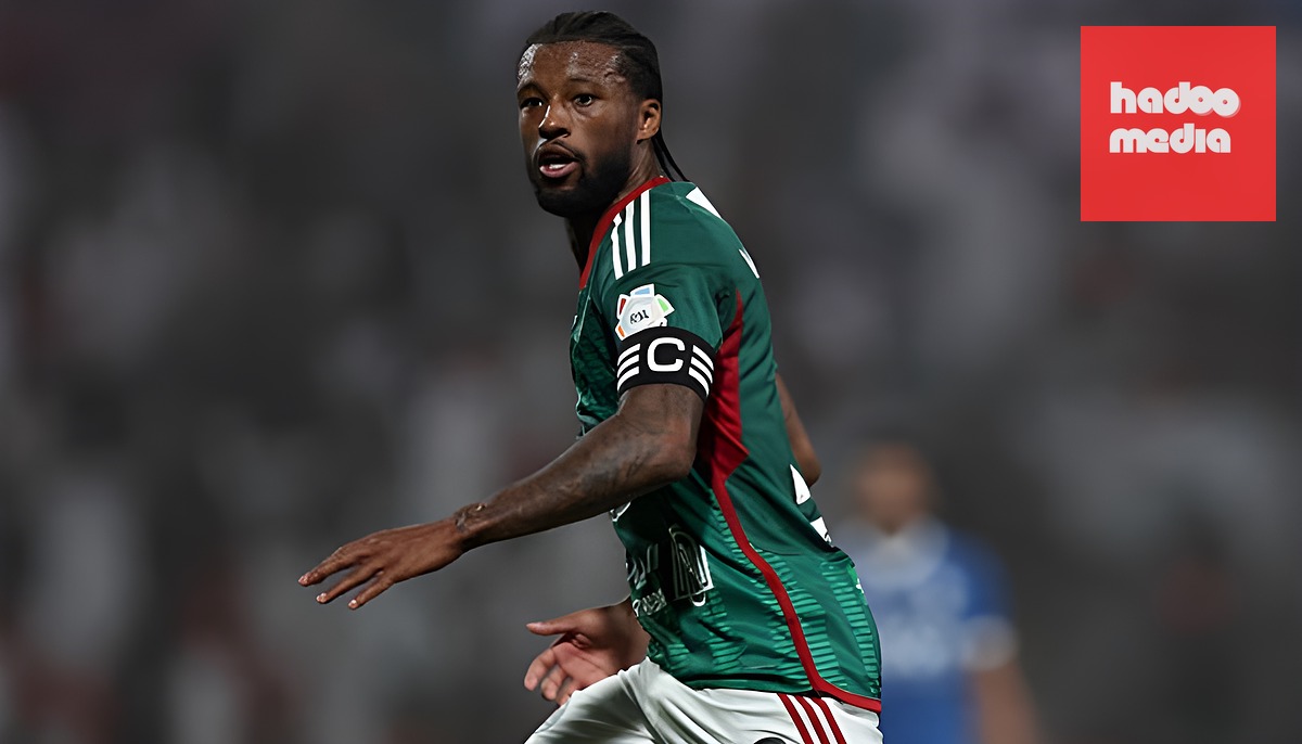Chelsea theo đuổi Georginio Wijnaldum. Ảnh: Yasser Bakhsh/Getty Images)