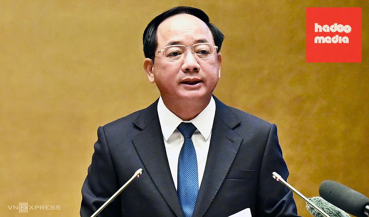 Trưởng ban Tuyên giáo Trung ương Trịnh Văn Quyết truyền đạt chuyên đề sáng 3/9. Ảnh: Giang Huy
