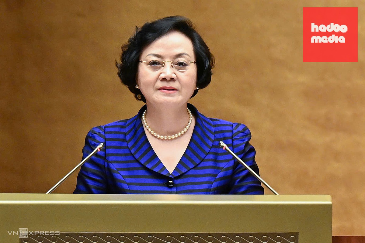 Phó thủ tướng Phạm Thị Thanh Trà trình bày nội dung Nghị quyết 26 tại hội nghị quán triệt nghị quyết, chỉ thị của Bộ Chính trị, sáng 3/9. Ảnh: Giang Huy