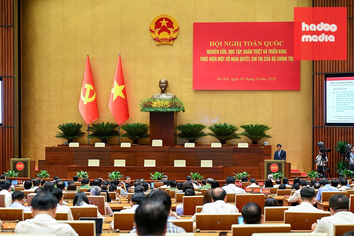 Các đại biểu dự hội nghị quán triệt nghị quyết của Bộ Chính trị sáng 3/9. Ảnh: Giang Huy