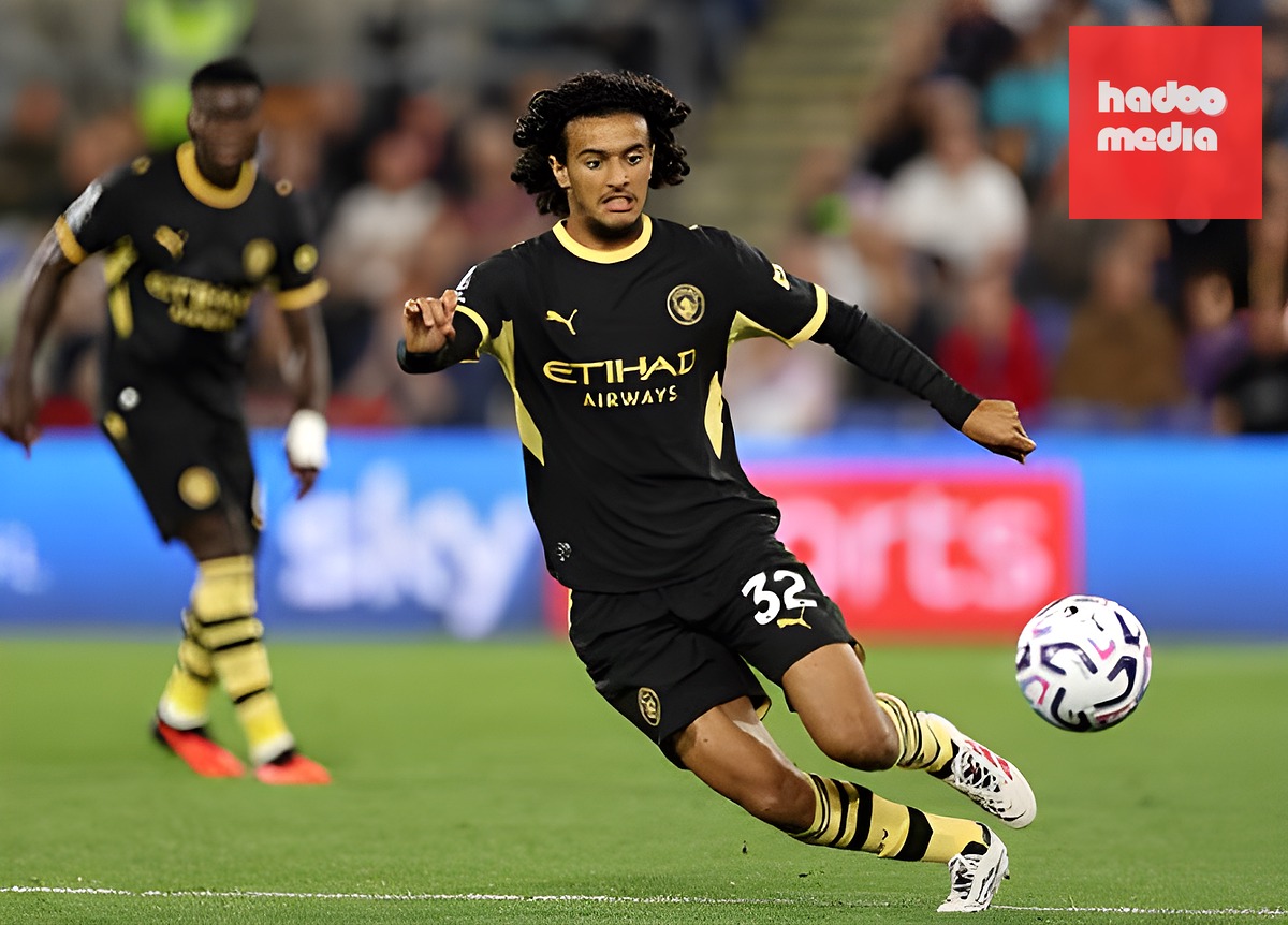 Ayyoub Bouaddi là một trong 3 bom tấn tuyến giữa Man City bên cạnh Enzo và Anderson. Ảnh: Richard Heathcote/Getty Images.