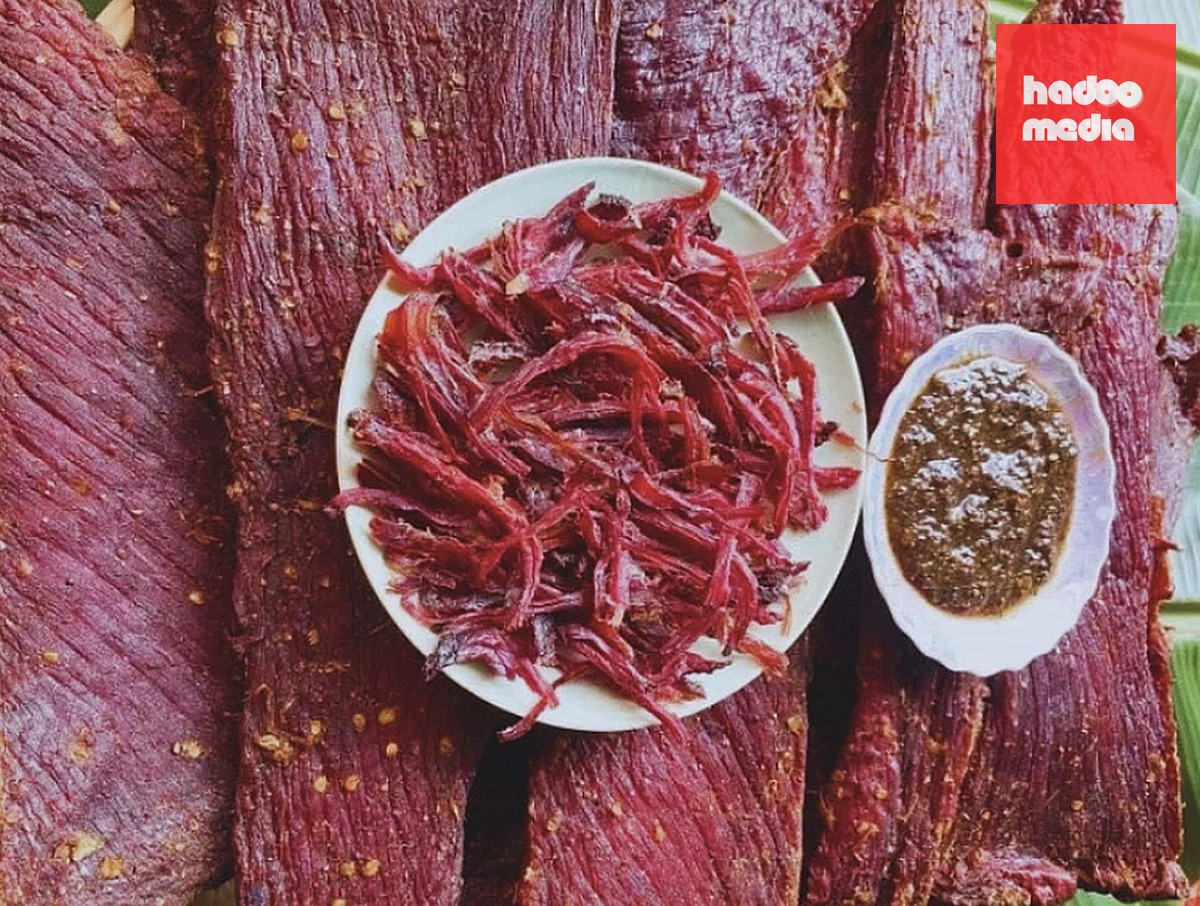 Thị trâu gác bếp được rao bán trên các trang thương mại điện tử. Ảnh Shopee