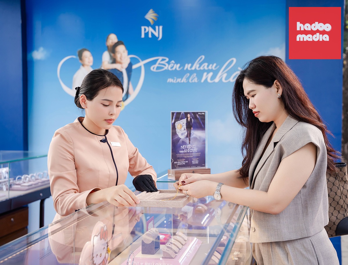 PNJ mua lại lượng hàng trị giá gần 5.000 tỉ đồng trong 2 tháng qua - Ảnh: VIỆT HÙNG