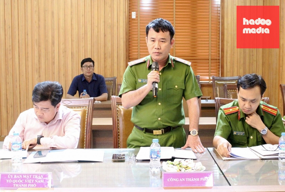 Đại diện Công an TP.HCM phát biểu tại một hội thảo về xử lý nợ đọng, trốn đóng BHXH, BHYT trên địa bàn TP.HCM - Ảnh: Cổng thông tin điện tử BHXH TP.HCM