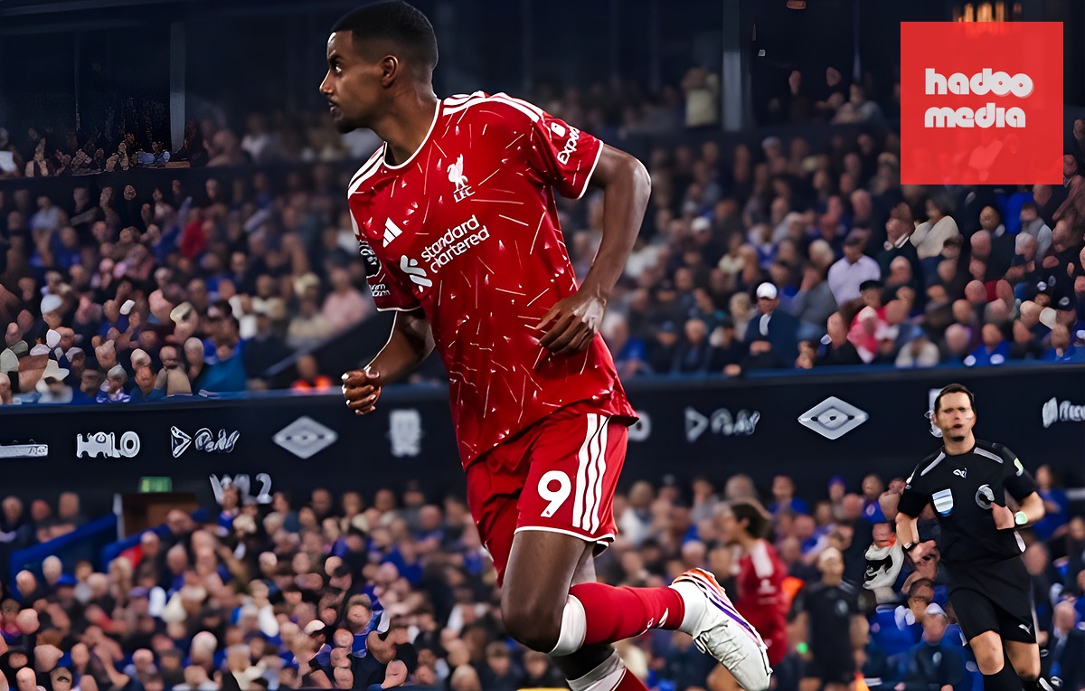 Isak lập cú đúp mang về 3 điểm cho Liverpool. (Ảnh: Trang chủ Liverpool)