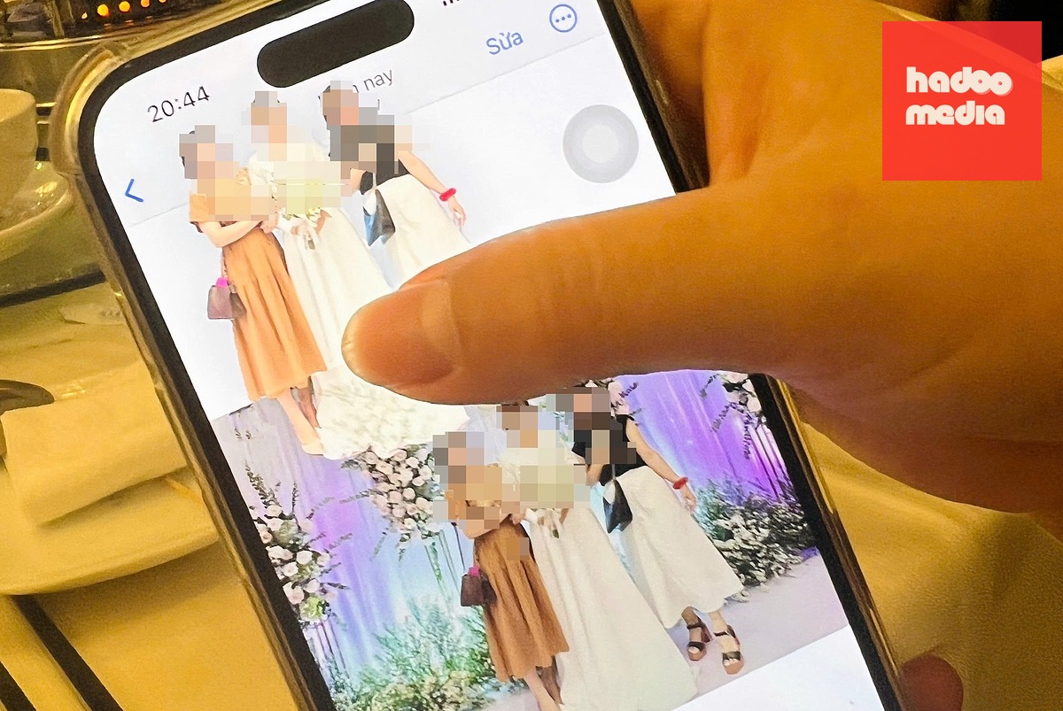 Trước khi đăng ảnh, chị Thu thường hỏi ý kiến người trong nhóm và chỉnh sửa để ai cũng đều đẹp - Ảnh: NGỌC SANG