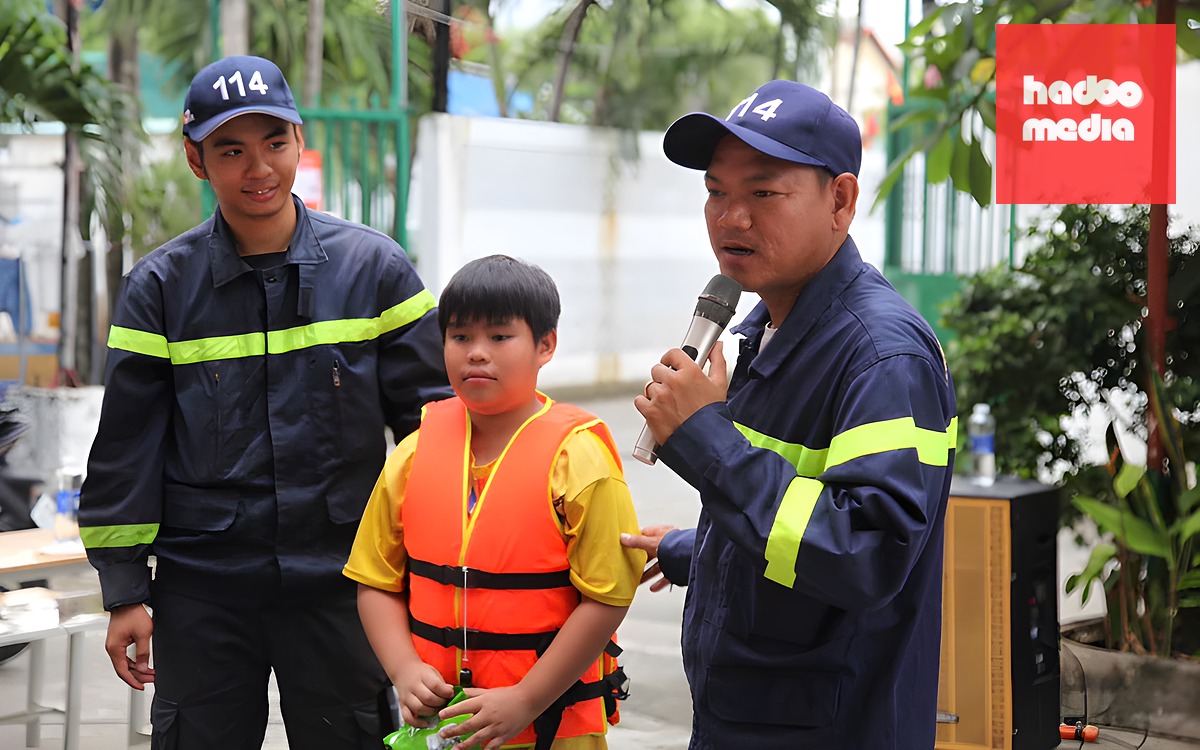 Tặng phòng thực hành STEM cho trường học vùng sâu, vùng xa - Ảnh 2.
