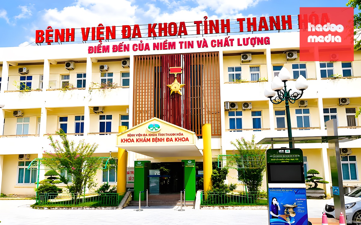 Triệu tập 3 người liên quan vụ xe cứu thương thu hơn 9 triệu đồng của người nhà bệnh nhân - Ảnh 2.