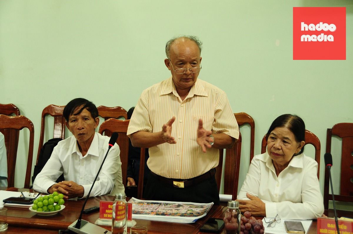 Ông Nguyễn Tiến Đãi - người báo thông tin 17 hài cốt liệt sĩ do ông Võ Đình Thế coi sóc lâu nay - Ảnh: B.D.