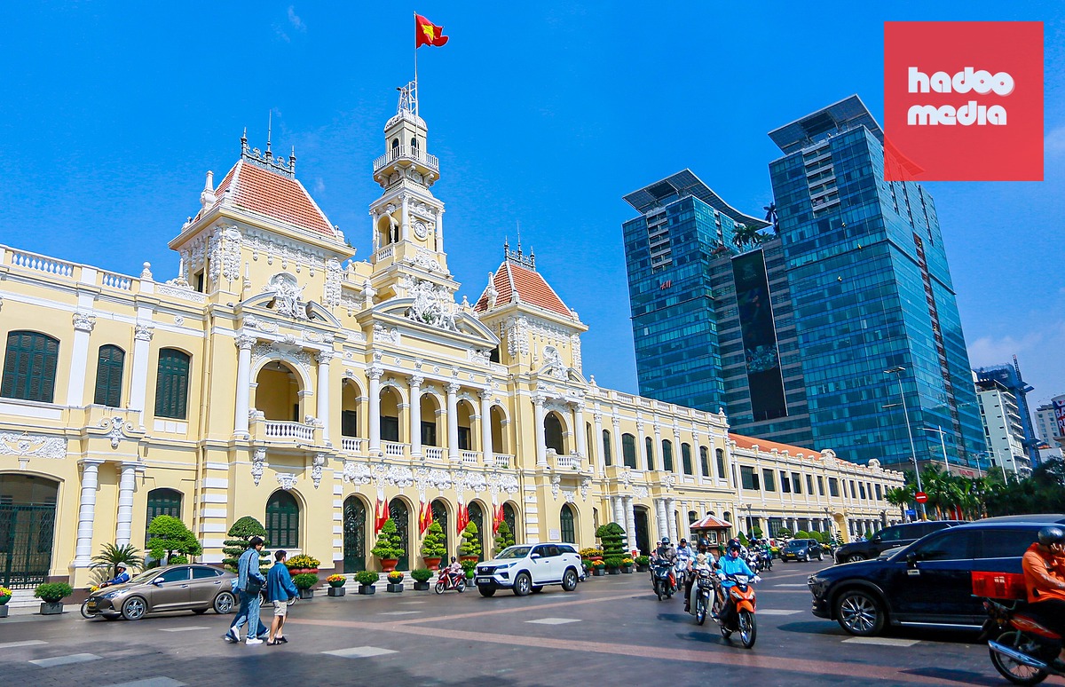 TP.HCM dự kiến đề xuất giảm thành viên UBND thành phố, tăng khung phó chủ tịch cấp xã - Ảnh: CHÂU TUẤN