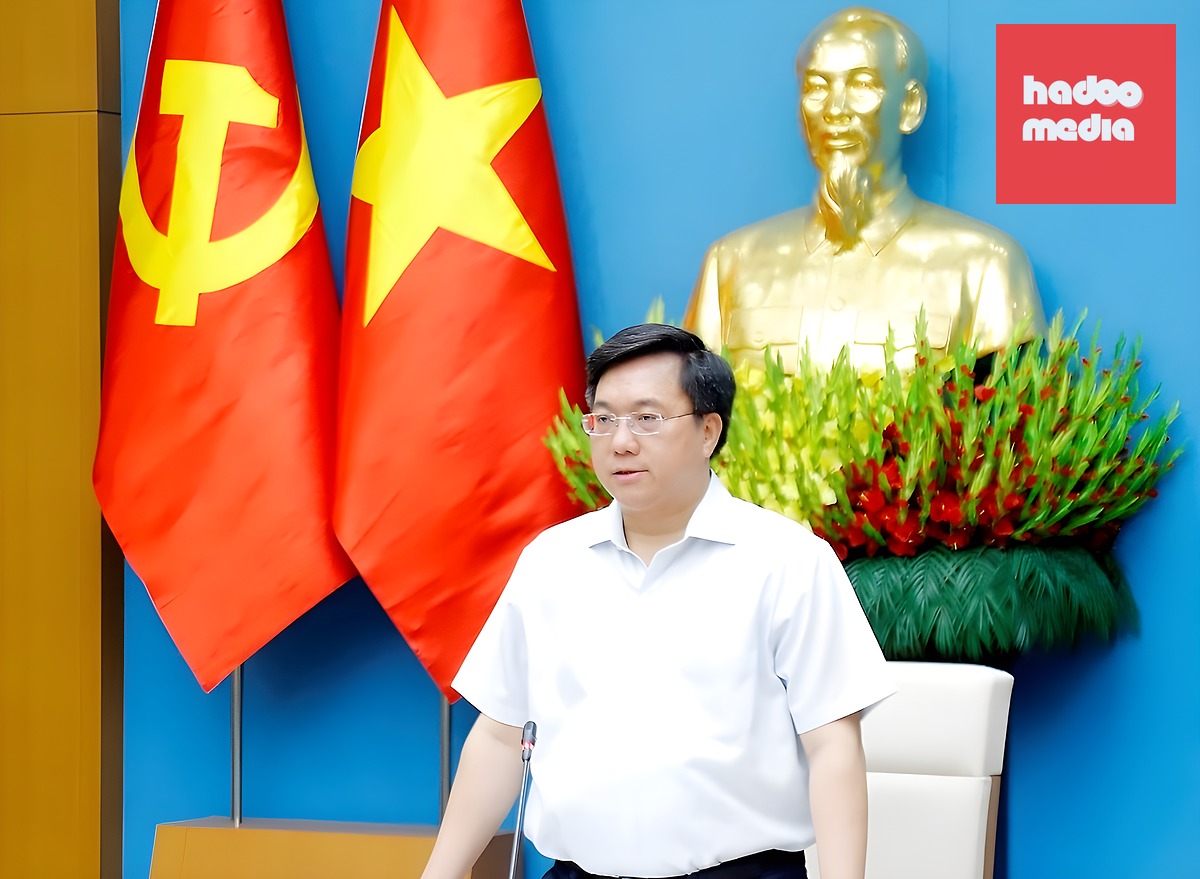 Chủ tịch UBND tỉnh Phú Thọ Trần Duy Đông phát biểu chỉ đạo tại buổi làm việc - Ảnh: Cổng TTĐT Phú Thọ