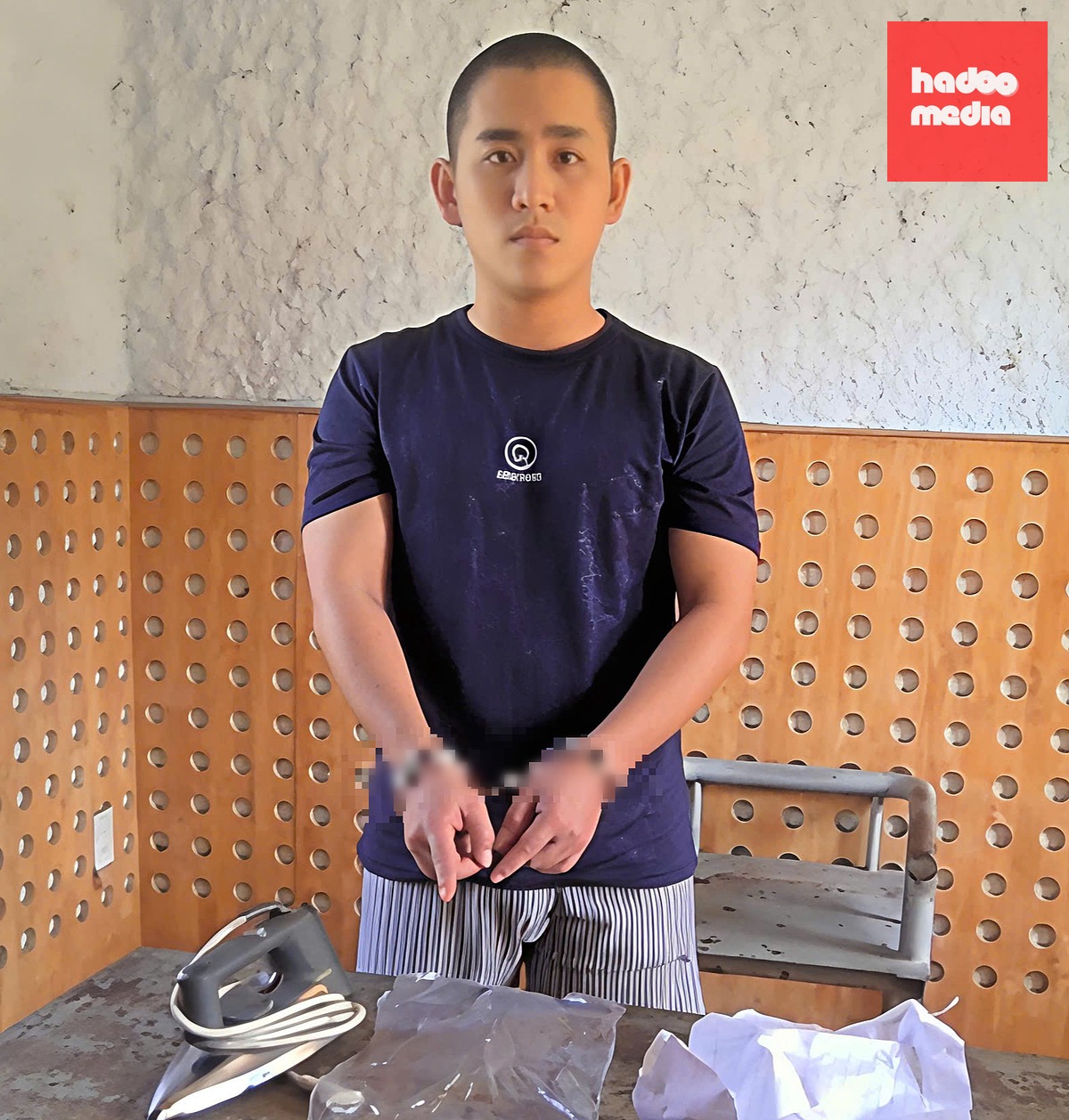 Đỗ Quốc Trung (trú tại La Gi, tỉnh Lâm Đồng - khu vực Bình Thuân cũ) tại Cơ quan điều tra Công an tỉnh Lâm Đồng - Ảnh: PHẠM NGÂN