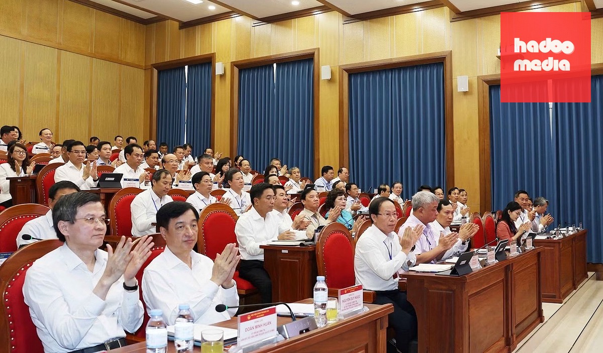 Các đại biểu, học viên tham dự lớp bồi dưỡng - Ảnh: TTXVN