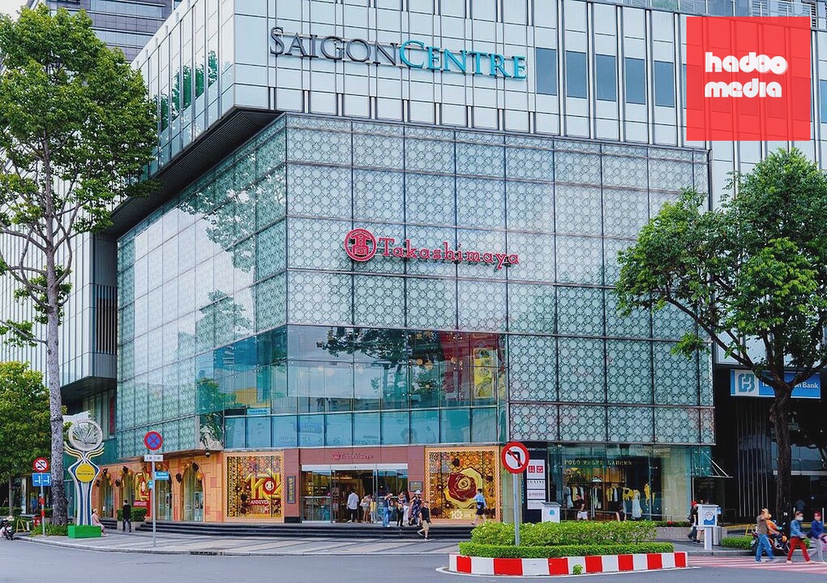 Bên ngoài Takashimaya Việt Nam nằm trong tòa nhà Saigon Centre. Ảnh: Takashimaya