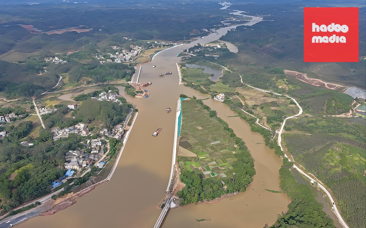 Trung Quốc mở kênh đào dài 134km ở Quảng Tây, nối sông với Biển Đông - Ảnh 3.