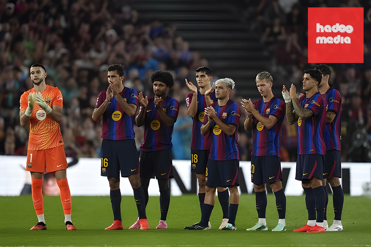 Barcelona không gặp nhiều khó khăn để vượt qua Racing Santander. Ảnh: EPA/Enric Fontcuberta