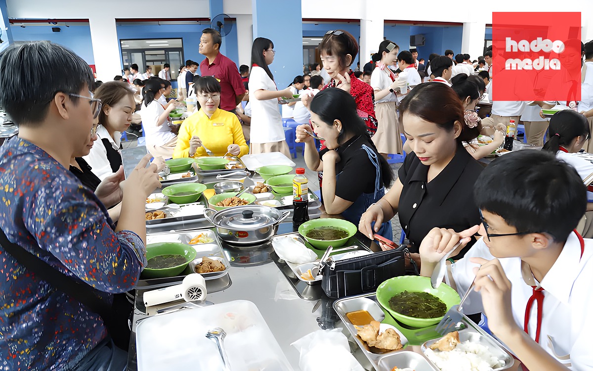 Đồng Tháp: Phản ánh về an toàn thực phẩm trường học phải được xử lý trong vòng 24 giờ - Ảnh 2.