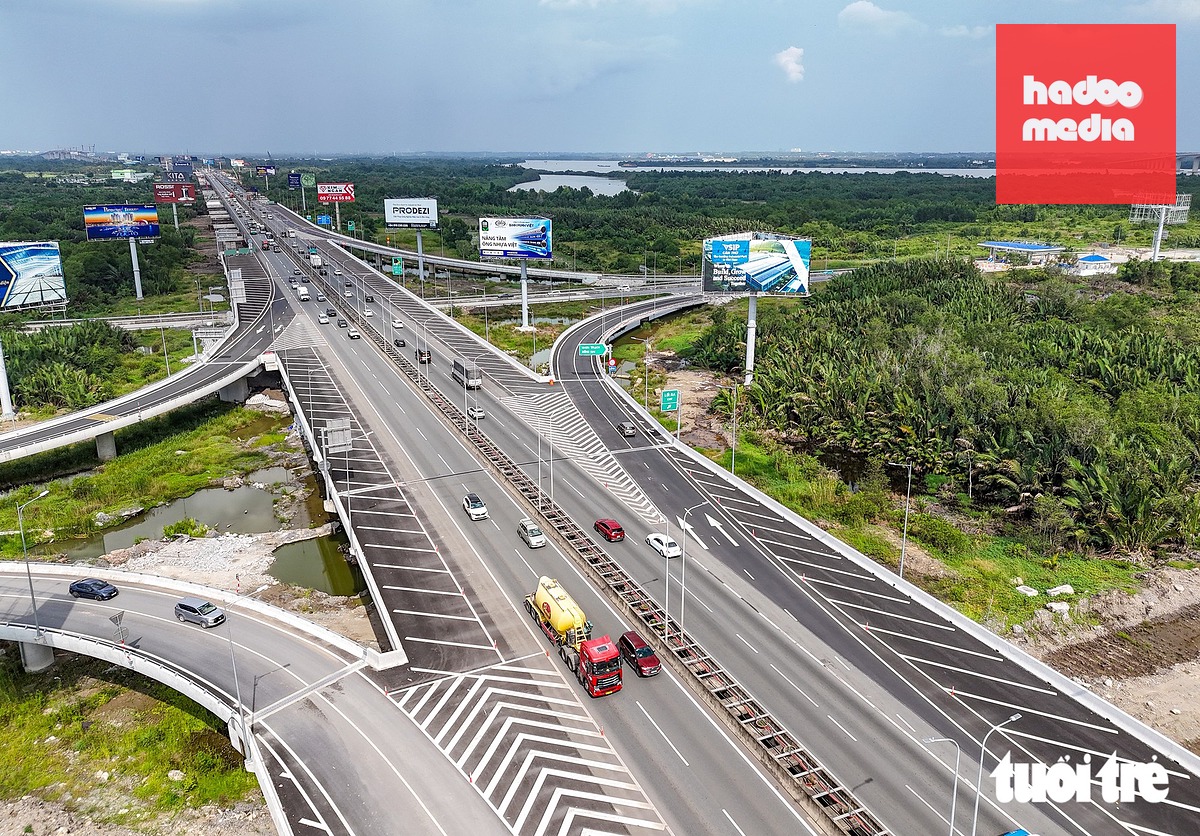 Phát triển hạ tầng giao thông liên vùng là một trong những nội dung được Luật Phát triển đô thị tạo cơ chế để các địa phương cùng đầu tư - Ảnh: CHÂU TUẤN