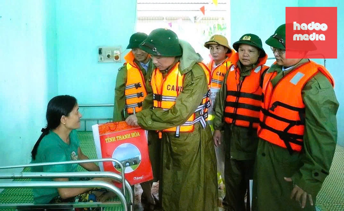 3 người chết, hơn 16.000 nhà dân Hà Nội, Ninh Bình, Thanh Hóa, Phú Thọ ngập trong lũ - Ảnh 5.