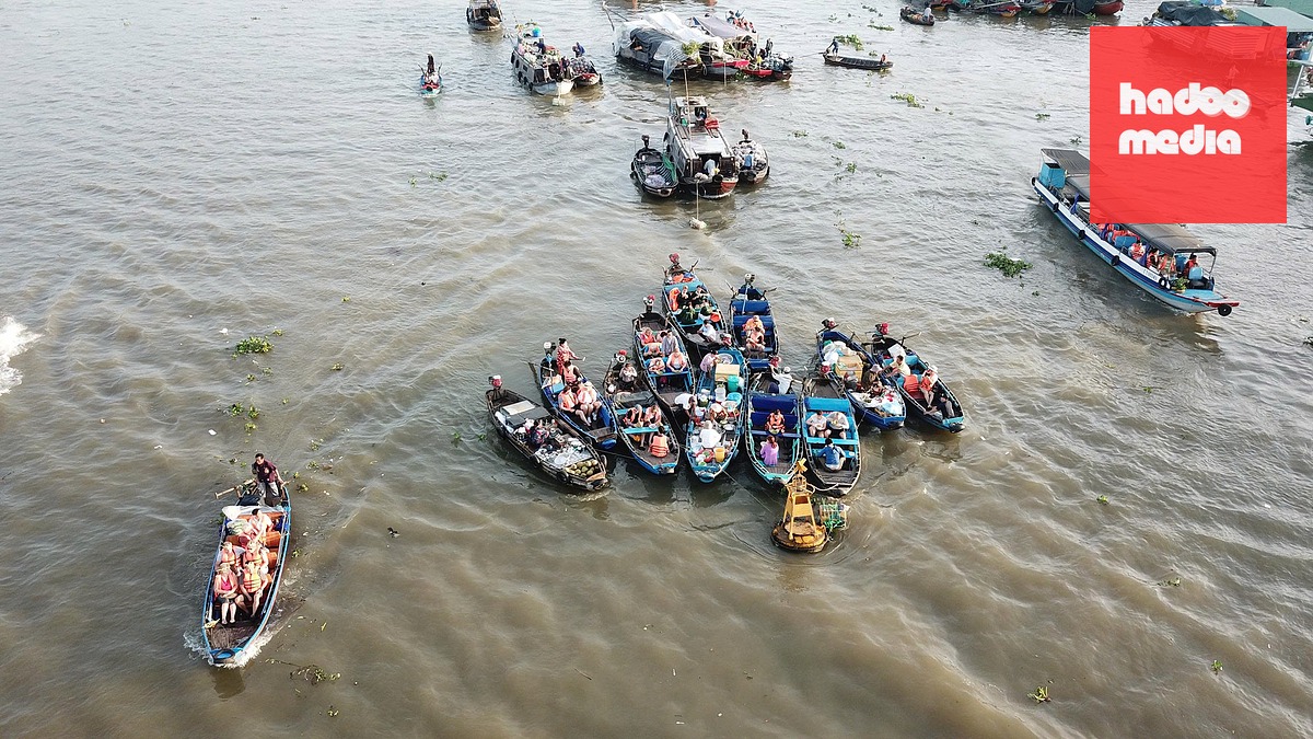 Chợ nổi Cái Răng là địa điểm du lịch nổi tiếng, đặc trưng của Cần Thơ, đang được thành phố lập đề án bảo tồn và phát triển trong thời gian tới - Ảnh: CHÍ QUỐC