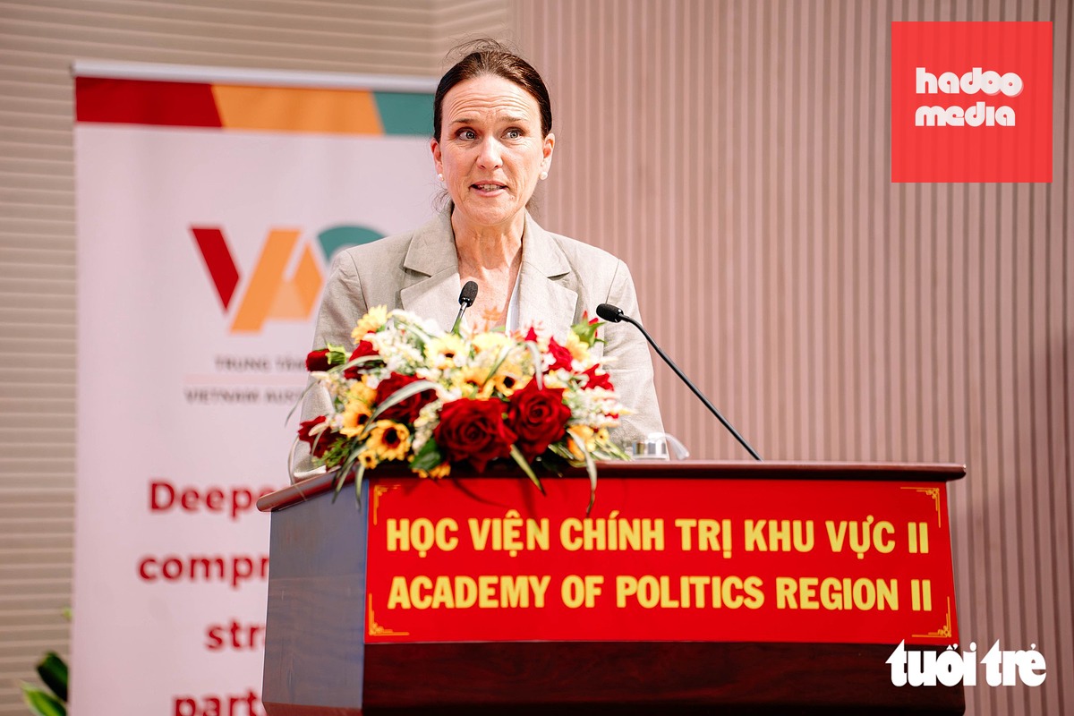 Tổng lãnh sự Úc tại TP.HCM Kate Wallace - Ảnh: THANH HIỆP