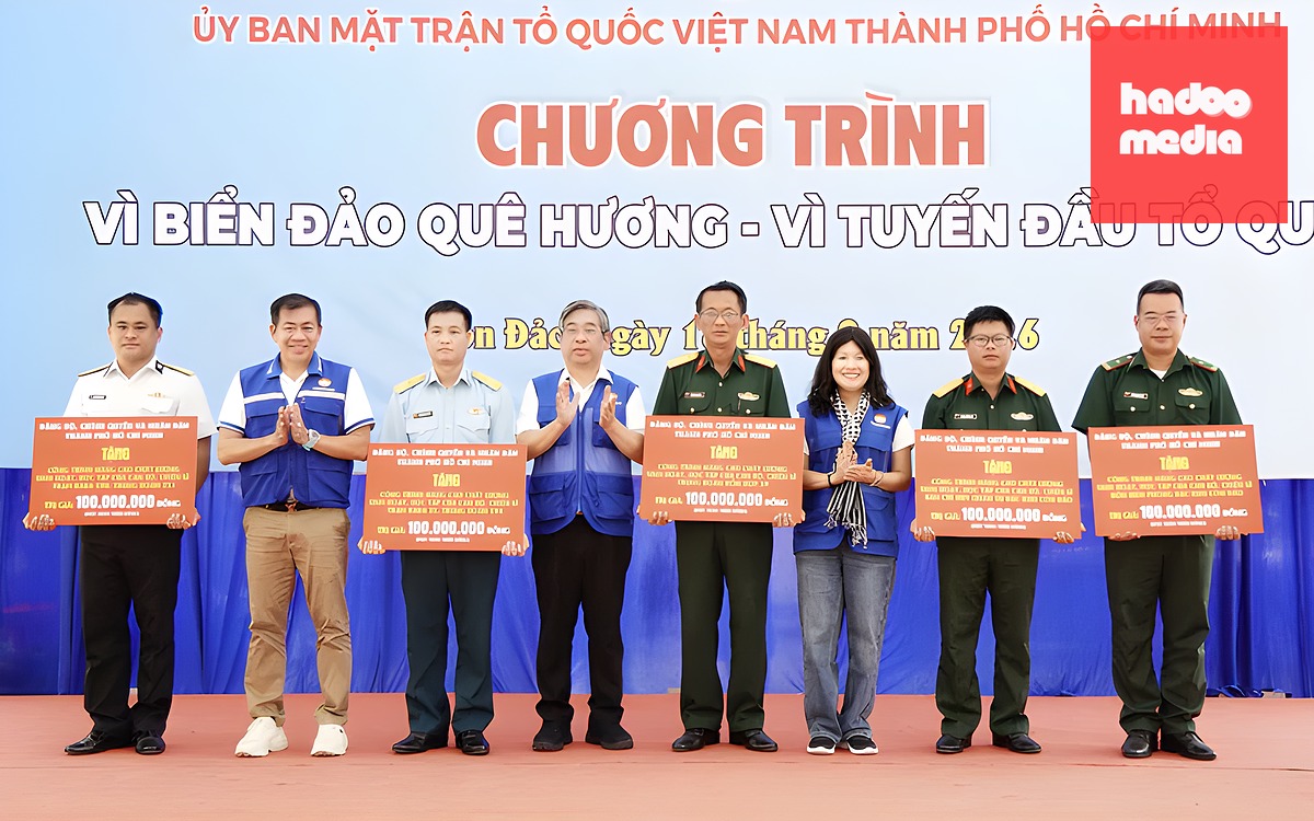 Đêm trung thu đặc biệt của thiếu nhi đặc khu Côn Đảo - Ảnh 2.