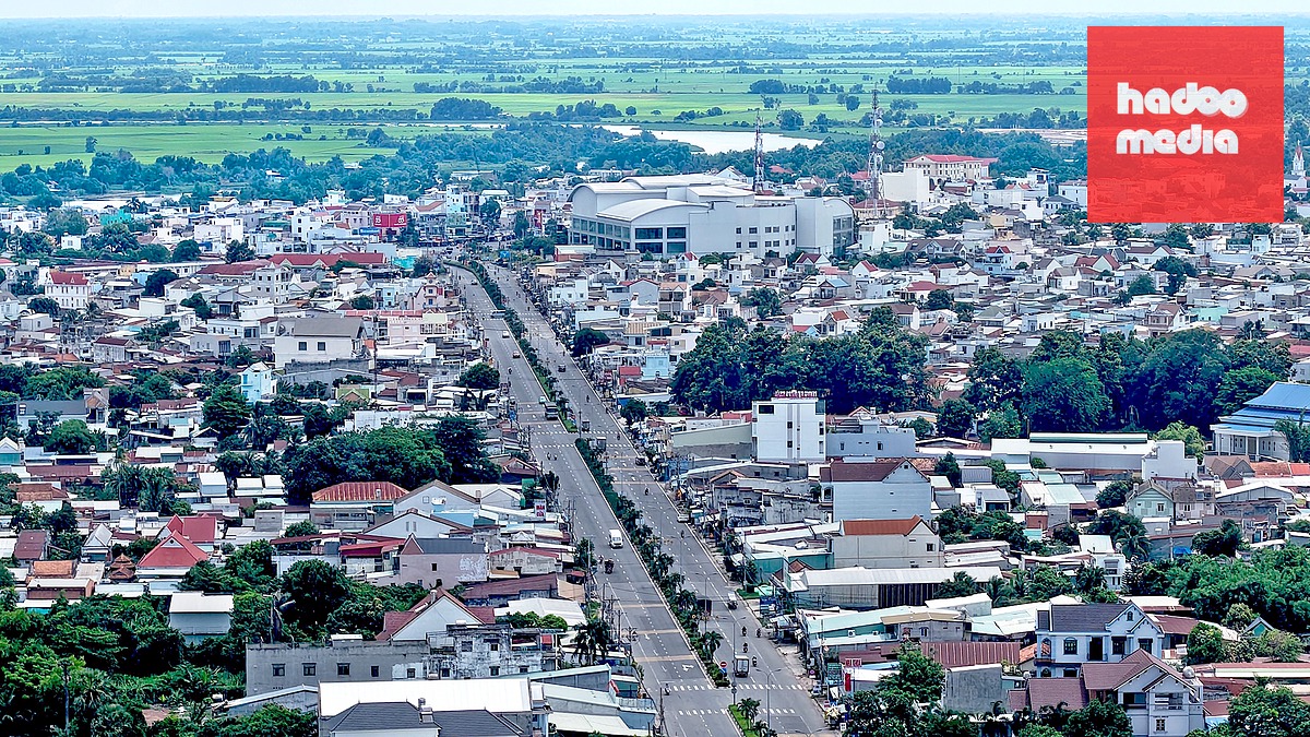 Đoạn quốc lộ 22 đi qua trung tâm đô thị phường Gò Dầu, Tây Ninh - Ảnh: S.L.