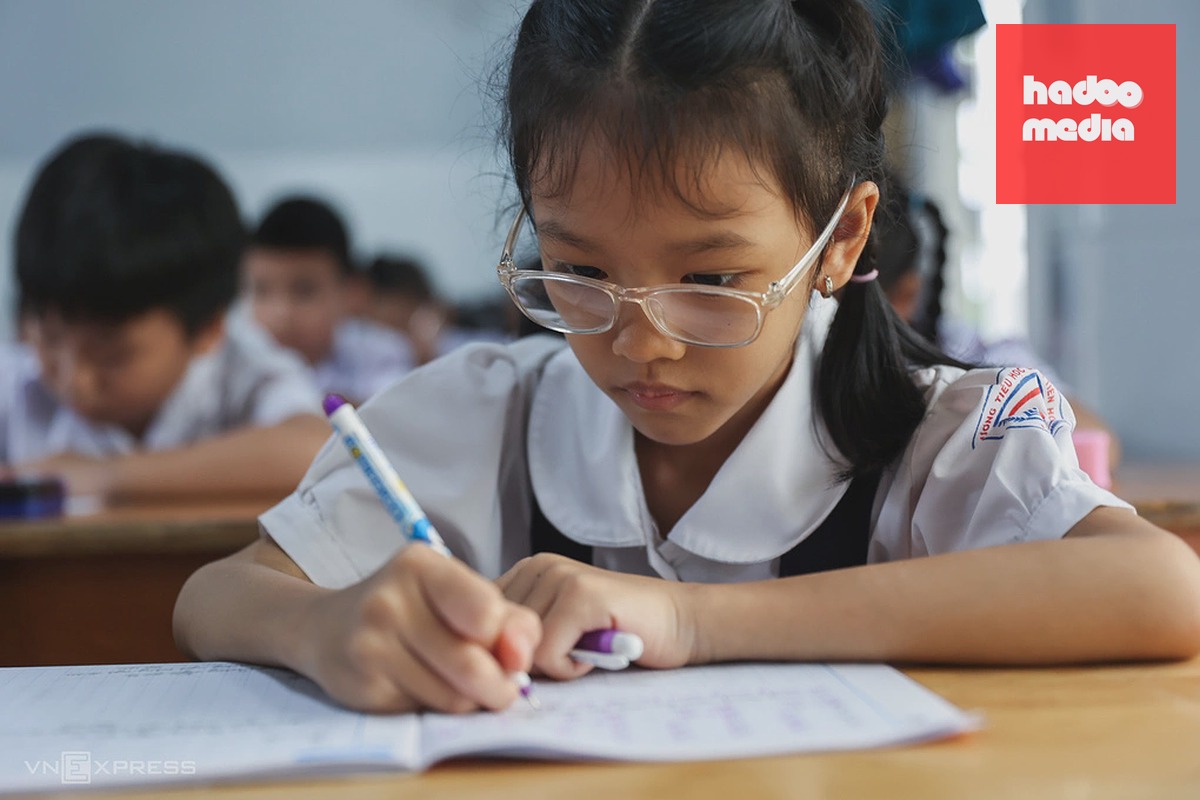 Học sinh trường tiểu học Đinh Tiên Hoàng tại TP HCM, tháng 9/2023. Ảnh: Quỳnh Trần