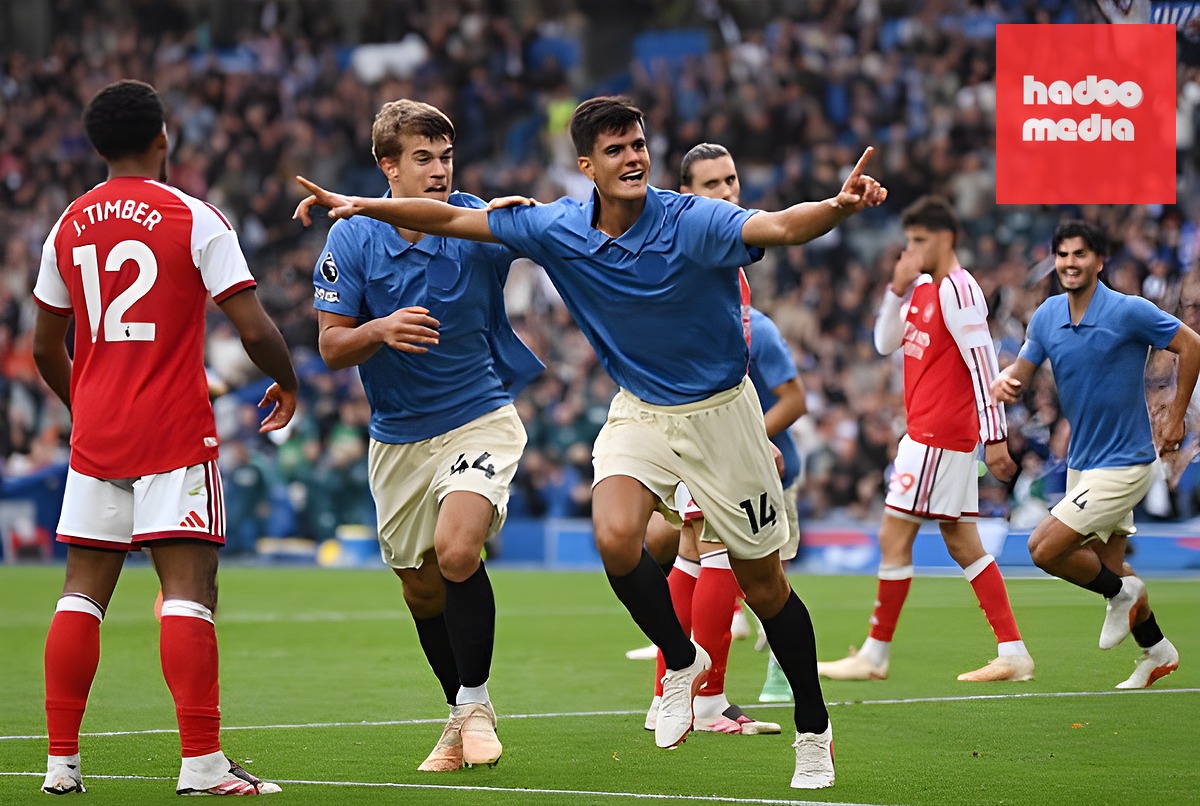 Hàng phòng ngự Pháo thủ bộc lộ nhiều sơ hở. Ảnh: Mike Hewitt/Getty Images.