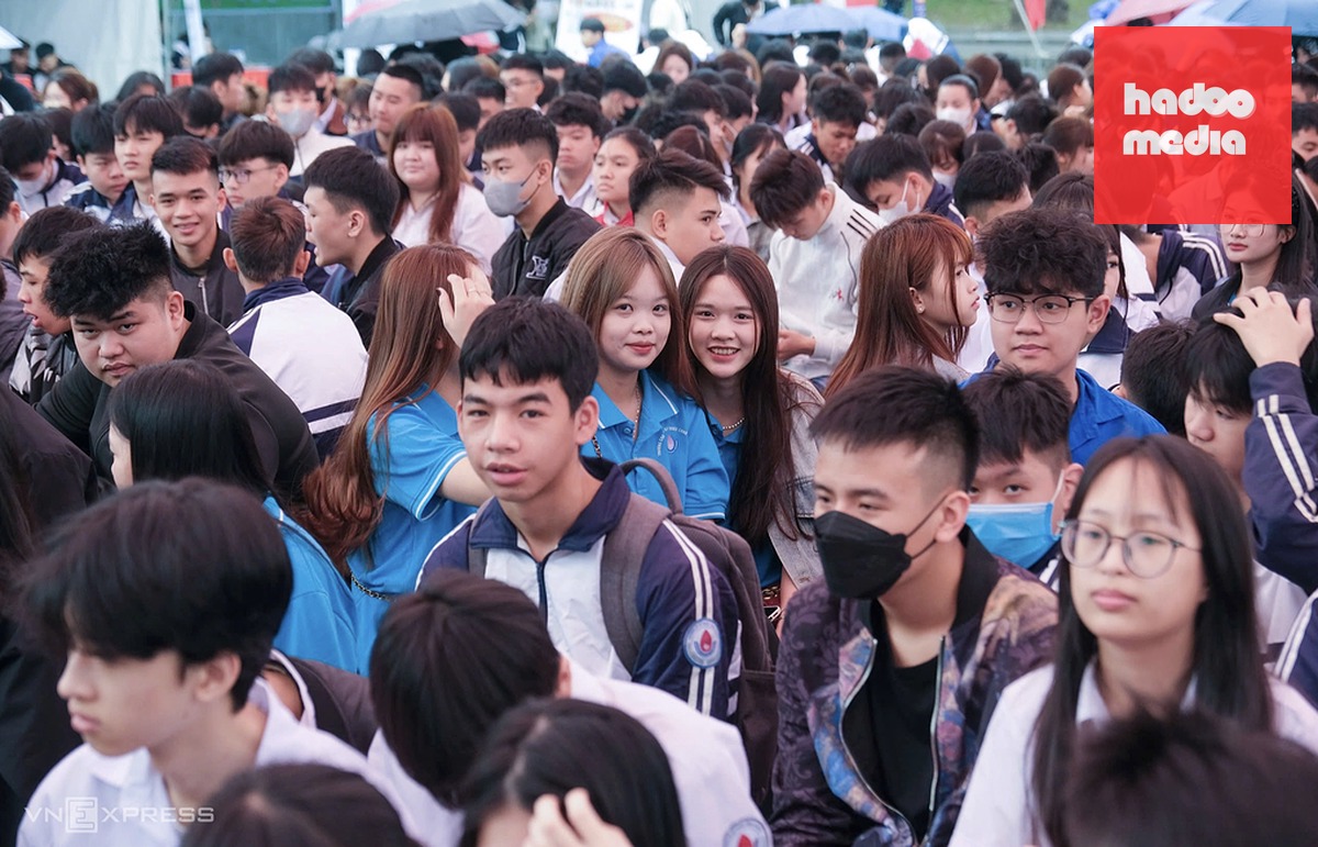 Sinh viên trường nghề, học sinh phổ thông Bắc Ninh trong ngày hội tuyển dụng việc làm đầu năm, tháng 3/2026. Ảnh: Hồng Chiêu