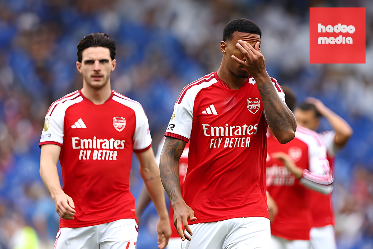 Arsenal bộc lộ quá nhiều sai lầm. Ảnh: Clive Rose/Getty Images