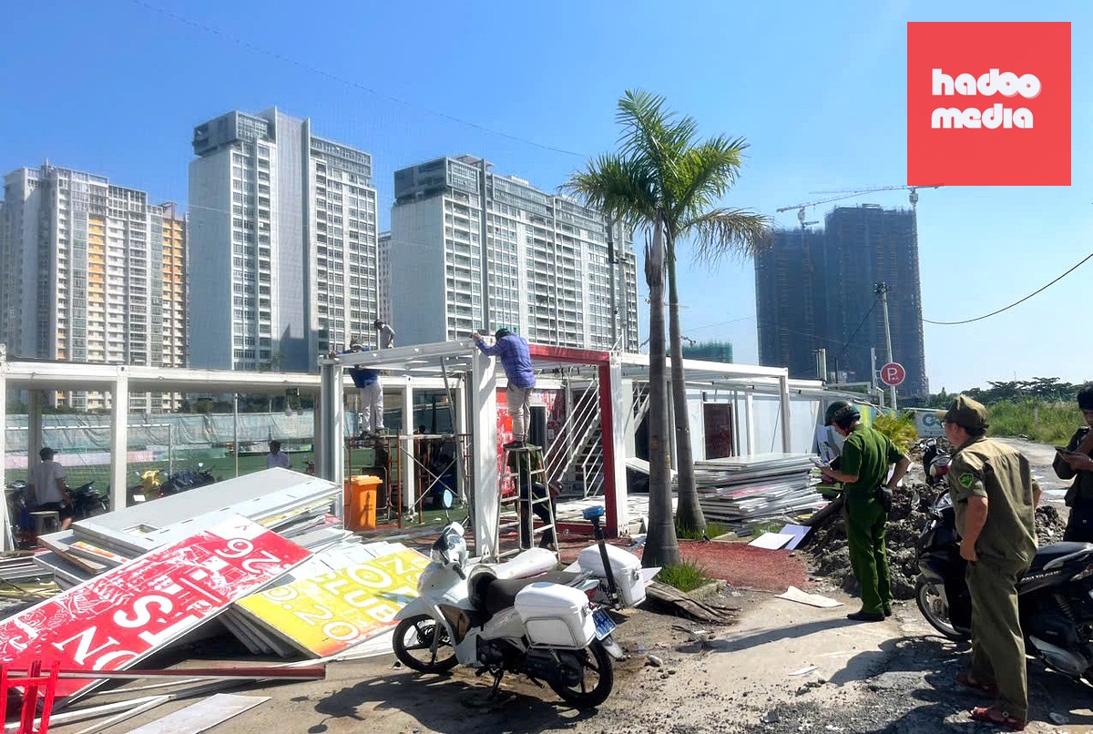 Cụm công trình vi phạm xây dựng, sử dụng đất ở phường Bình Trưng (TP.HCM) đã bị tháo dỡ năm 2025- Ảnh: T.T.