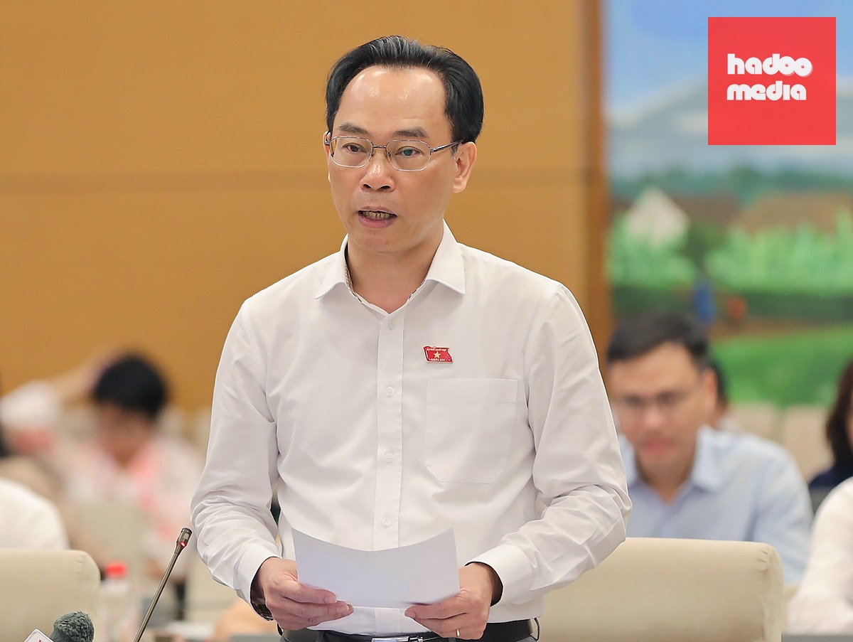 Bộ trưởng Hoàng Minh Sơn - Ảnh: DANH KHANG