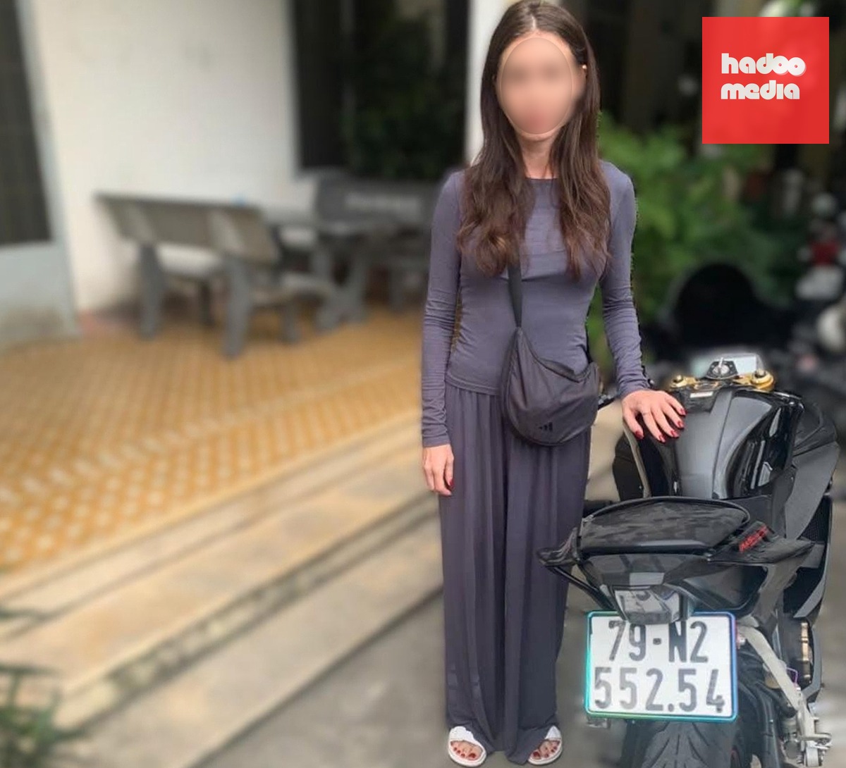 Chiếc mô tô phân khối lớn nhãn hiệu Yahama R15 bị thu giữ thời điểm Nikitina Iuliia thực hiện hành vi - Ảnh: AB
