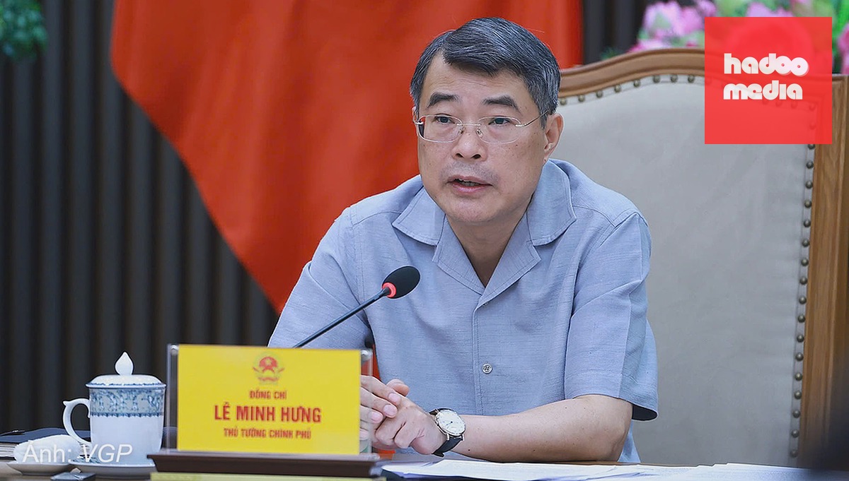 Thủ tướng Lê Minh Hưng chủ trì họp về tỉnh hình triển khai, thúc đẩy giải ngân dự án trọng điểm ngành giao thông vận tải, chiều 22/9. Ảnh: VGP