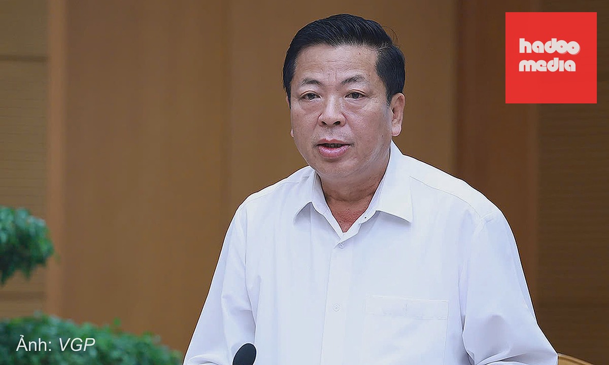 Bộ trưởng Xây dựng Trần Hồng Minh phát biểu tại cuộc làm việc với Thủ tướng, chiều 22/9. Ảnh: VGP
