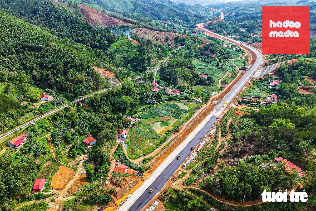 Cao tốc Hữu Nghị - Chi Lăng là dự án có kế hoạch phải hoàn thành thi công trong năm 2026 - Ảnh: HỒNG QUANG