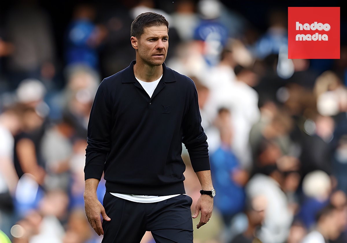 Alonso cần người đủ sức thay Enzo Fernandez ở giữa sân. Ảnh: EPA.