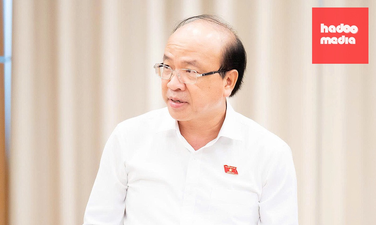 Chủ nhiệm Ủy ban Pháp luật và Tư pháp Phan Chí Hiếu nêu ý kiến tại phiên họp. Ảnh: Cổng TTĐT Quốc hội
